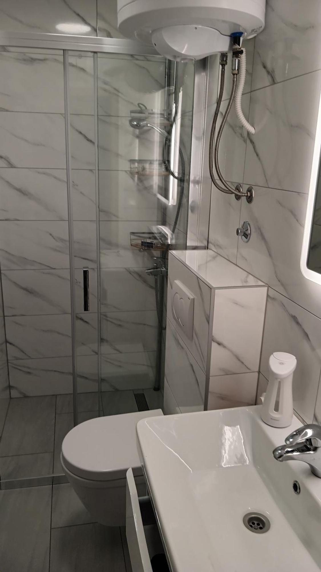Artneo Apartmani โนวาลยา ภายนอก รูปภาพ